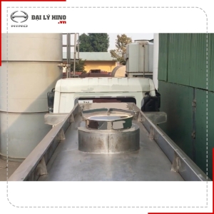 XE BỒN CHỞ NƯỚC DỪA 13.32 TẤN HINO FL8JT7A