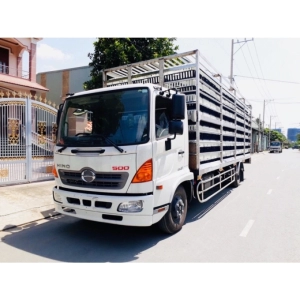 XE CHỞ GIA CẦM 5.5 TẤN HINO FC9JLTC - 5 TẦNG