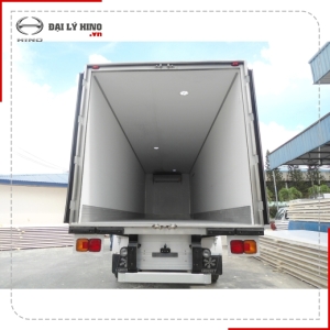 XE ĐÔNG LẠNH 8 TẤN HINO FG8JP7A