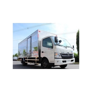 XE TẢI THÙNG KÍN 3.5 TẤN HINO XZU342MD