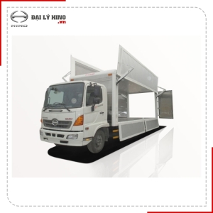 XE TẢI THÙNG KÍN CÁNH DƠI 7.4 TẤN HINO FG8JT7A