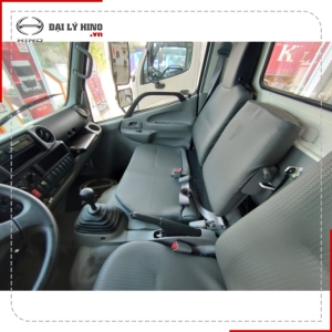 XE TẢI THÙNG MUI BẠT 1.9 TẤN HINO XZU650