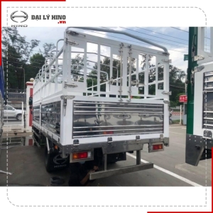 XE TẢI THÙNG MUI BẠT 5 TẤN HINO XZU342HD